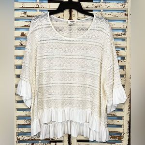 Umgee~Boutique~Cream/Ivory~Short Sleeve Sweater~Hi-Low~Ruffled Hem~Large~LN